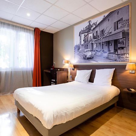 Logis Hotels Et Restaurant La Pause Rn7 La Coucourde ภายนอก รูปภาพ